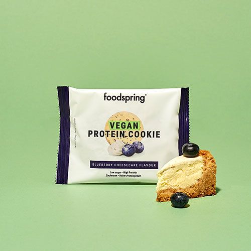 Cookie proteica vegana tarta de queso y arándanos - foodspring
